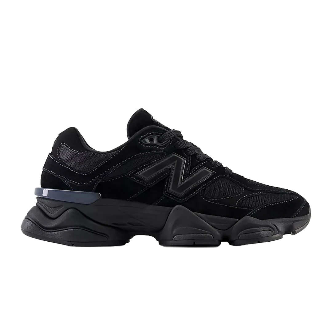 9060 TRIPLE BLACK