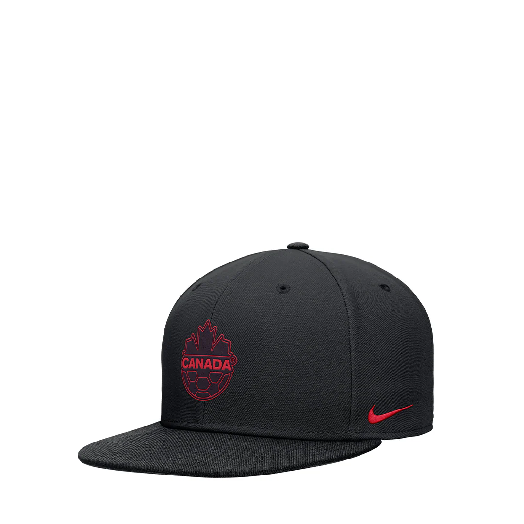 CANADA SOCCER PRO FLATBILL SNAPBACK HAT BLACK